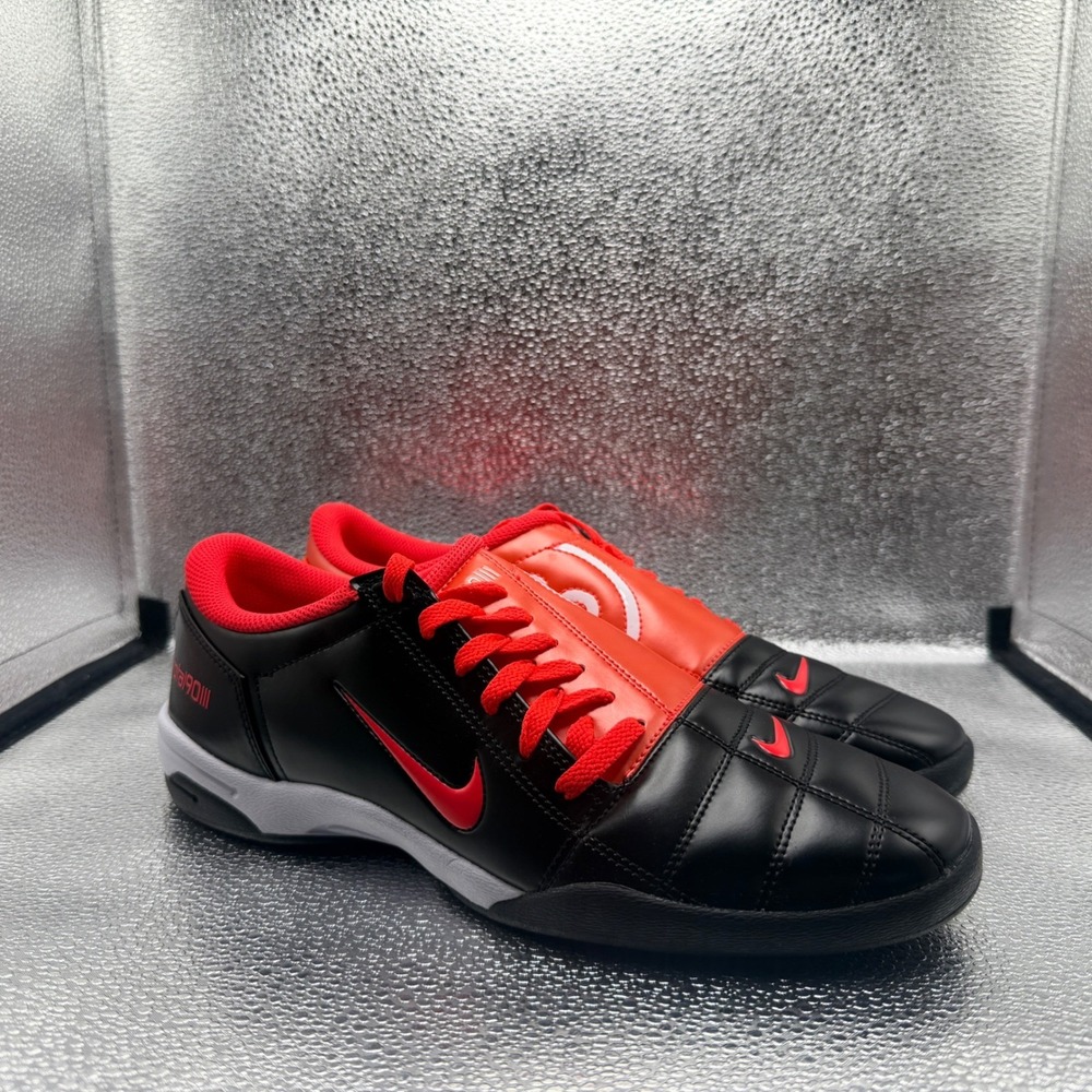 Size 10 Nike Total 90 III IC Soccer Shoes Mens Black Red New Indoor T90 Boots
